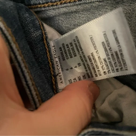 American Eagle Women’s Size 6 Denim Jeans Boyfriend Fit Like New Casual Comfy - Picture 6 of 6